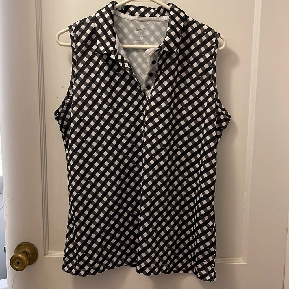 NIKE Dry Fit golf shirt